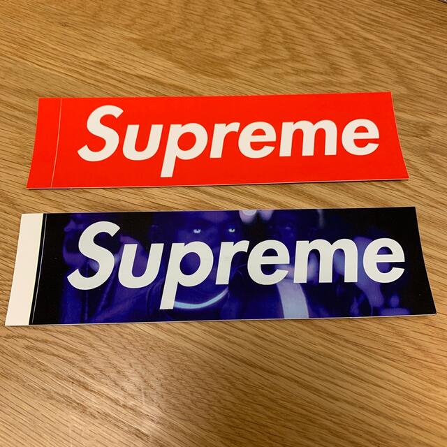 Supreme(シュプリーム)のsupremeステッカー メンズのファッション小物(その他)の商品写真