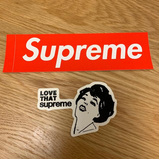 Supreme(シュプリーム)のsupremeステッカー メンズのファッション小物(その他)の商品写真