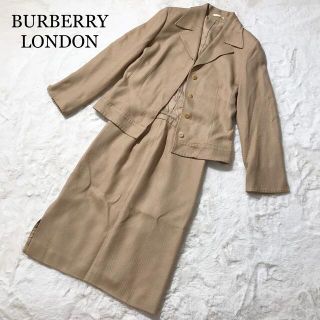 BURBERRY LONDON スカートスーツ 黒 大きいサイズ 裏地ロゴ 上品