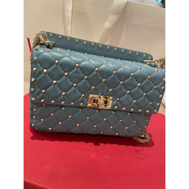 高質で安価 VALENTINO - 超美品ヴァレンティノ⭐︎ロックスタッズ