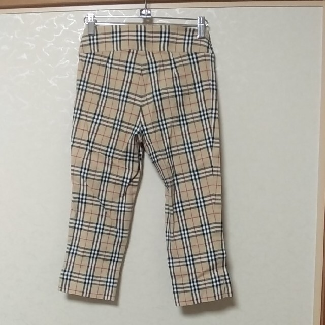 BURBERRY BLUE LABEL(バーバリーブルーレーベル)の【BURBERRY LONDON ВLUE LABEL】べージュチェックパンツ レディースのパンツ(クロップドパンツ)の商品写真