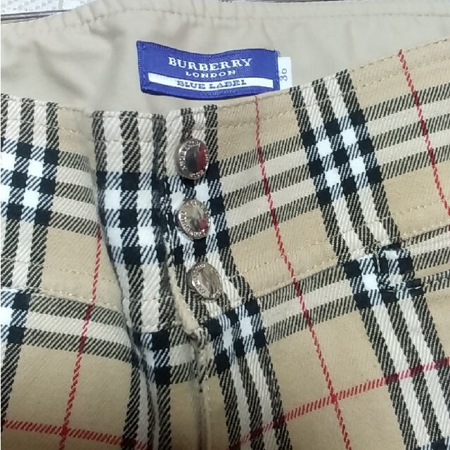 BURBERRY BLUE LABEL(バーバリーブルーレーベル)の【BURBERRY LONDON ВLUE LABEL】べージュチェックパンツ レディースのパンツ(クロップドパンツ)の商品写真