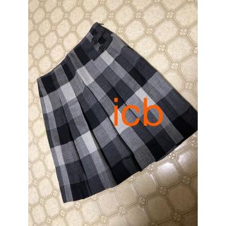 アイシービー(ICB)の美品　icb  毛100% プリーツスカート(ひざ丈スカート)