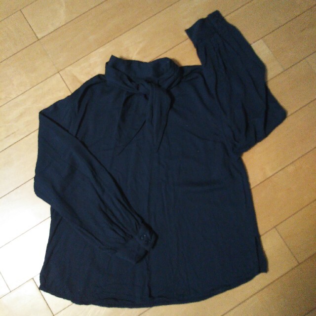 ikka(イッカ)のikka デザインシャツ M レディースのトップス(カットソー(長袖/七分))の商品写真
