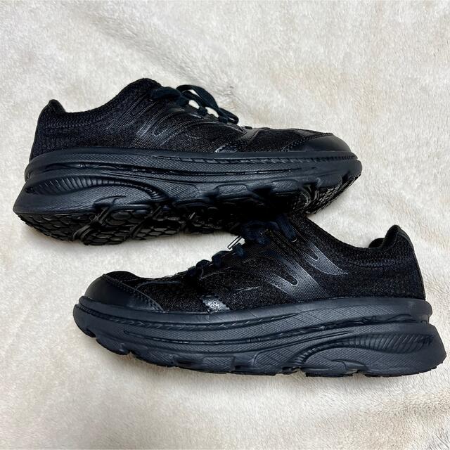 HOKA ONE ONE(ホカオネオネ)の【HOKA(ホカ)】エンジニアードガーメンツ別注／ボンダイBスニーカー 25cm メンズの靴/シューズ(スニーカー)の商品写真