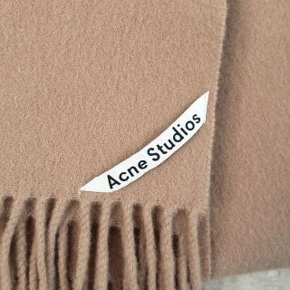 Acne Studios   アクネ ストゥディオズ  ウール 大判 フリンジ