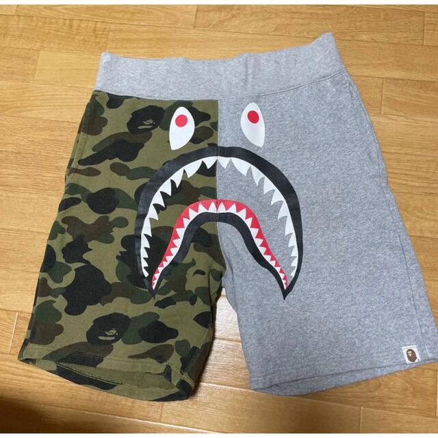 アベイシングエイプ　bape シャークパンツ