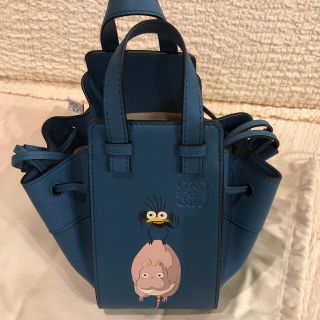 ロエベ(LOEWE)のLOEWEロエベ 千と千尋の神隠し 坊ネズミ ドローストリング ハンモック ミニ(ショルダーバッグ)