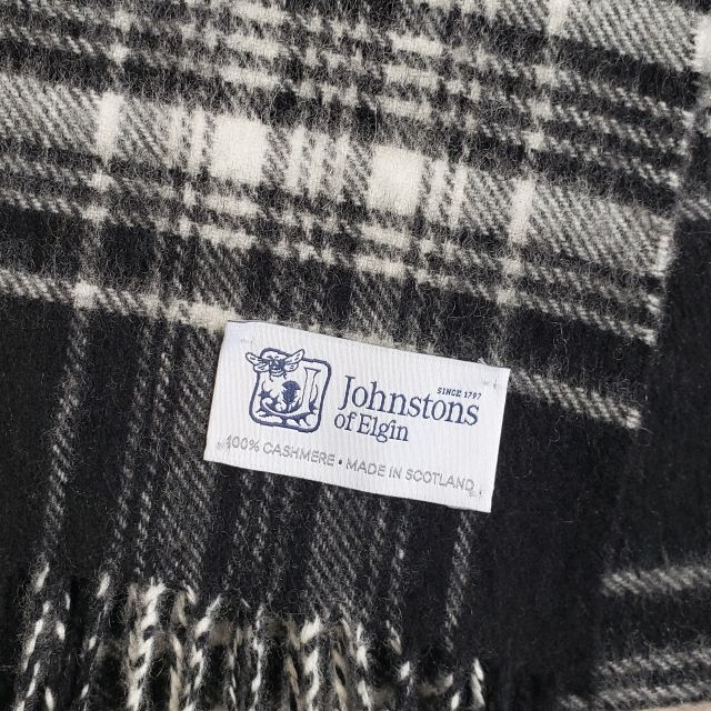 Johnstons(ジョンストンズ)のジョンストンズ ☆ カシミヤ100% チェック柄 マフラー スコットランド製 レディースのファッション小物(マフラー/ショール)の商品写真