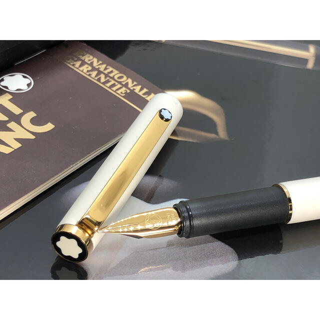 MONTBLANC - 稀な試し書きのみ保管品！レア純白ホワイトカラー軸