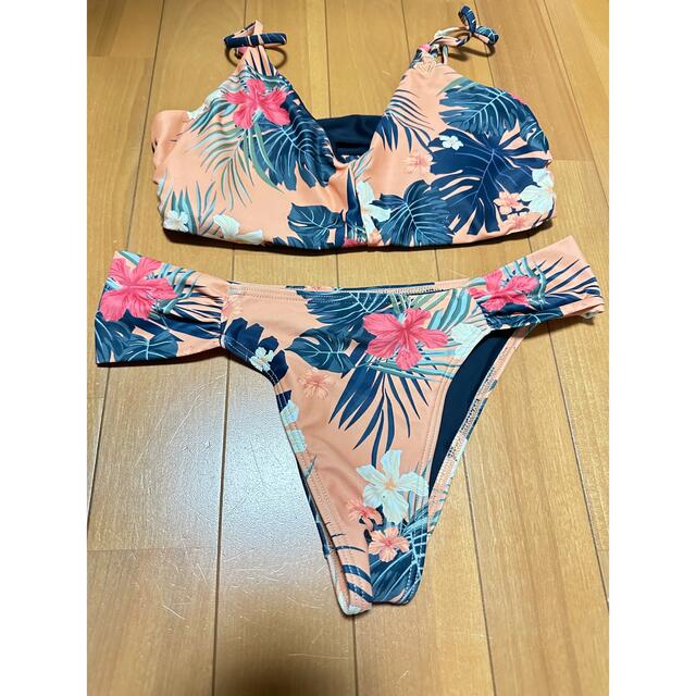 Roxy(ロキシー)のロキシー　花柄ビキニ レディースの水着/浴衣(水着)の商品写真