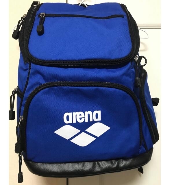 arena(アリーナ)のアリーナ バックパック 青 arena リュック スポーツ/アウトドアのスポーツ/アウトドア その他(マリン/スイミング)の商品写真