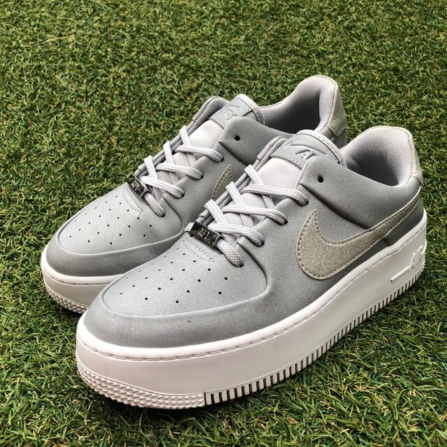 NIKE(ナイキ)の美品25.5 NIKE AF-1 SAGE ナイキ エアフォース ワンHT324 レディースの靴/シューズ(スニーカー)の商品写真