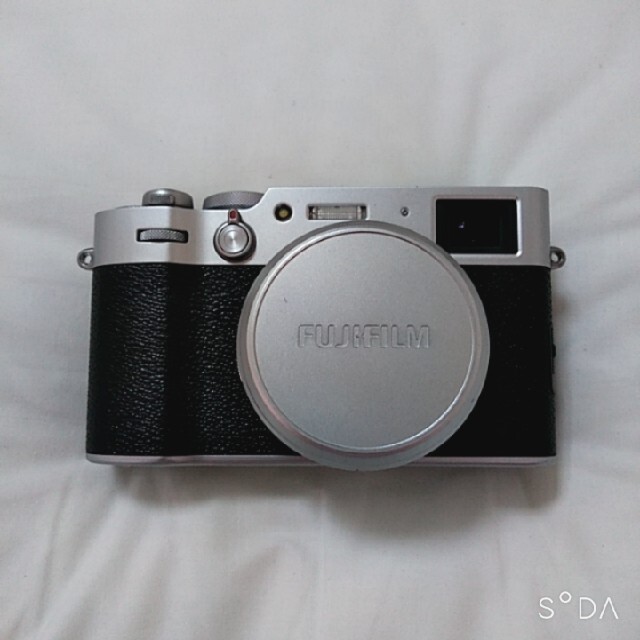 最終　FUJIFILM X100V　シルバー