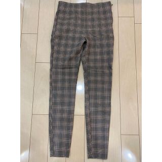 ザラ(ZARA)のZARA✨チェックスキニーパンツ　ストレッチ(スキニーパンツ)