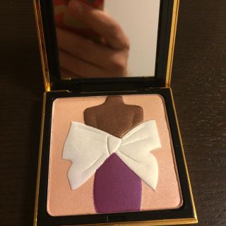 イヴサンローランボーテ(Yves Saint Laurent Beaute)の週末値下げ！イヴ サンローラン アイ&フェイスパウダー(その他)