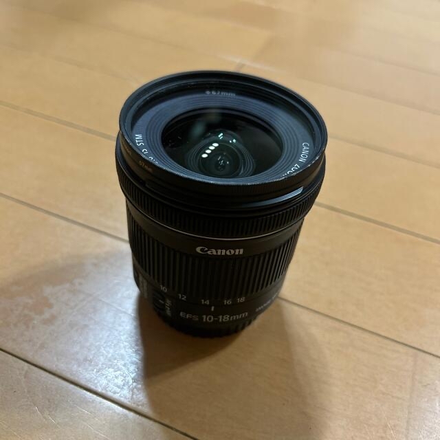 Canon 広角レンズ　EF-S 10-18mm f4.5-5.6 IS STMのサムネイル