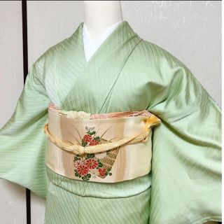 ペパーミントグリーンの色無地着物(一つ紋付)の通販 by LINLIN