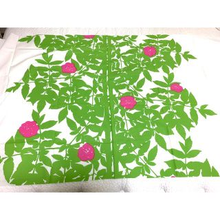 マリメッコ(marimekko)のマリメッコ　廃盤品＜RUSUPUU＞(生地/糸)