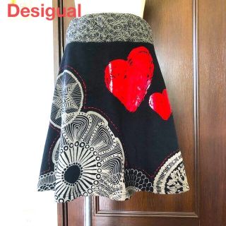 デシグアル(DESIGUAL)のお値下げ　デシグアル　スカート(ひざ丈スカート)