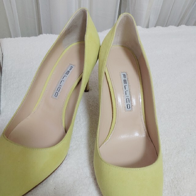 PELLICO(ペリーコ)の美品♡ペリーコ Pellico cora 37.5 イエロー🍋 スエード レディースの靴/シューズ(ハイヒール/パンプス)の商品写真