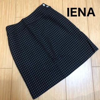 イエナ(IENA)の【美品】IENA(イエナ)＊チェック柄タイトスカート　ウール素材100%(ひざ丈スカート)