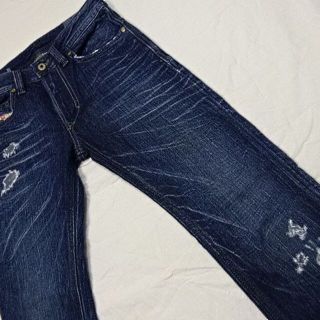 ディーゼル(DIESEL)のディーゼル☆THAVAR☆限定ブルーアイコン☆27☆ウェスト約77cm(デニム/ジーンズ)