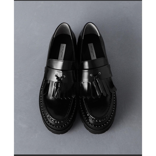 UNITED ARROWS(ユナイテッドアローズ)のユナイテッドアローズ　キルトタッセルローファーBLACK 35 レディースの靴/シューズ(ローファー/革靴)の商品写真