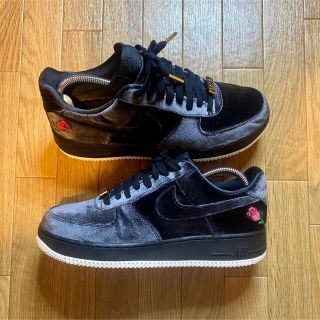 ナイキ(NIKE)のナイキ エアフォース1 ロー ローズ ベルベット　薔薇　刺繍(スニーカー)