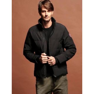 カナダグース(CANADA GOOSE)のCANADA GOOSE カナダグース　3807MA BLACK Sサイズ(ダウンジャケット)