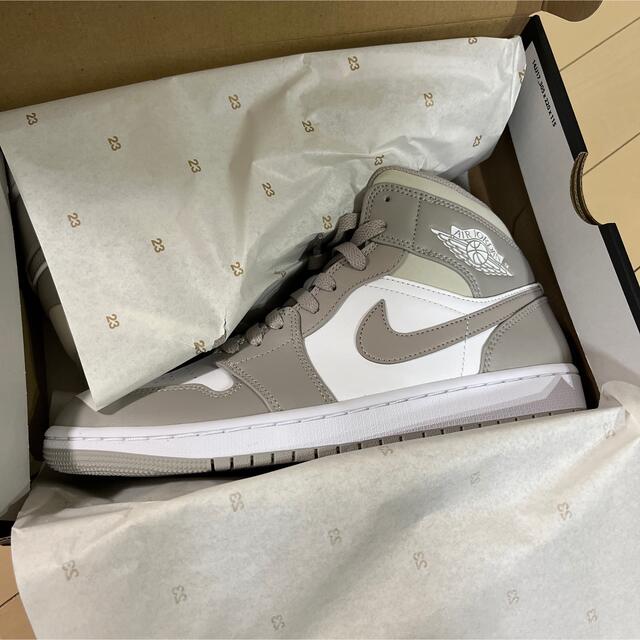 AIR JORDAN 1 MID 27cm