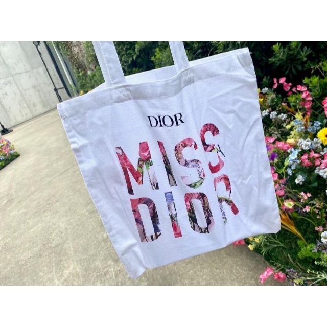 Dior - 【新品】Dior ミスディオール アートイベント トート Dior - 【新品】Dior ミスディオール アートイベント トート