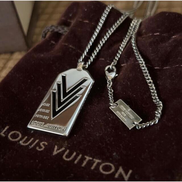 LOUIS VUITTON シルバーネックレス v