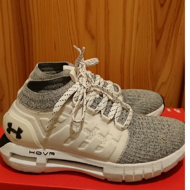 UNDER ARMOUR(アンダーアーマー)のUNDER ARMOUR スニーカー ホバーファントム レディースの靴/シューズ(スニーカー)の商品写真