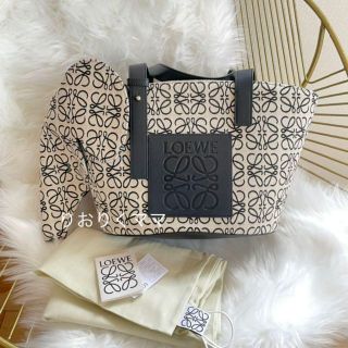 ロエベ ショルダーバッグ エレファントの通販 100点以上 | フリマ ...