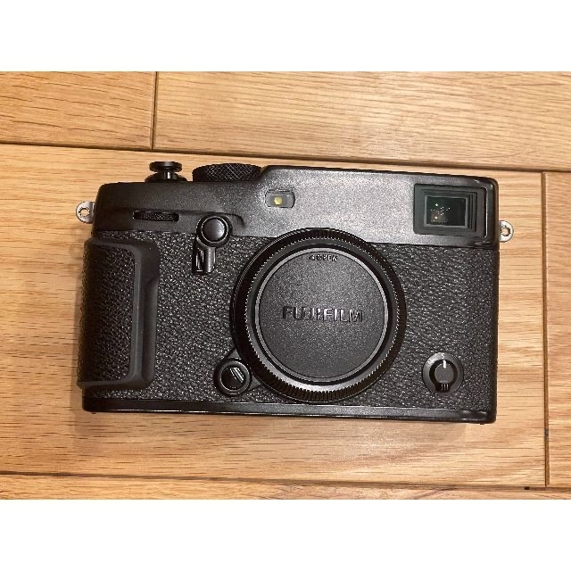 富士フイルム(フジフイルム)の【極美品】FUJIFILM X-Pro3 ブラック(おまけ付き) スマホ/家電/カメラのカメラ(ミラーレス一眼)の商品写真