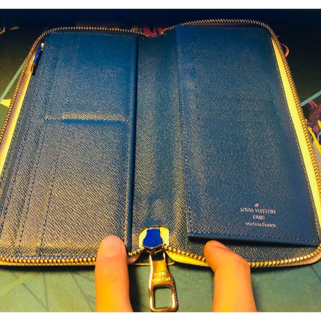 LOUIS VUITTON ジッピーウォレット・ヴェルティカル M80499