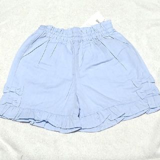 ベベ(BeBe)の新品　BeBe　シャンブレーフリルショートパンツ（ブルー）100cm(パンツ/スパッツ)