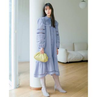 SNIDEL - スナイデル パンチングレースビッグカラーワンピースの