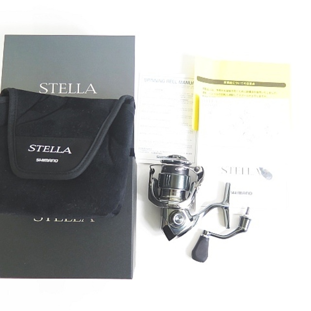 美品 SHIMANO 22STELLA C2000SHG スピニングリール