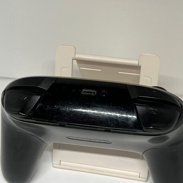 Nintendo Switch(ニンテンドースイッチ)のNintendo Switch 純正品 プロコン ブラック エンタメ/ホビーのゲームソフト/ゲーム機本体(家庭用ゲーム機本体)の商品写真