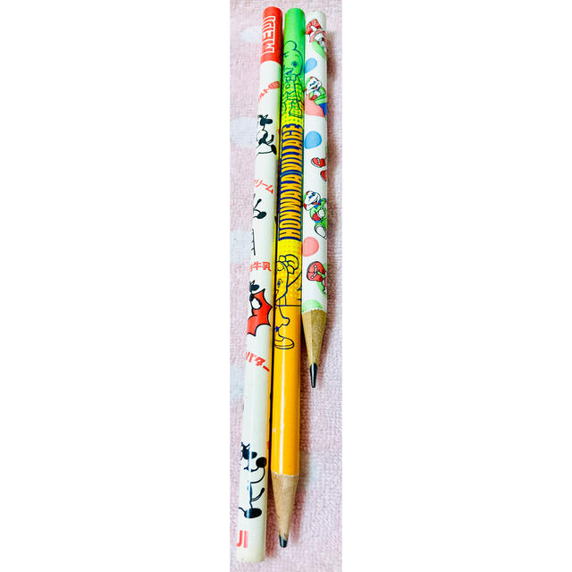 HB鉛筆3本 エンタメ/ホビーのアート用品(鉛筆)の商品写真