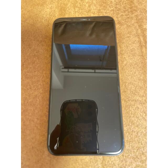iPhone(アイフォーン)のiPhone 11 Pro Max 256 GB au SIMロック解除済 スマホ/家電/カメラのスマートフォン/携帯電話(スマートフォン本体)の商品写真