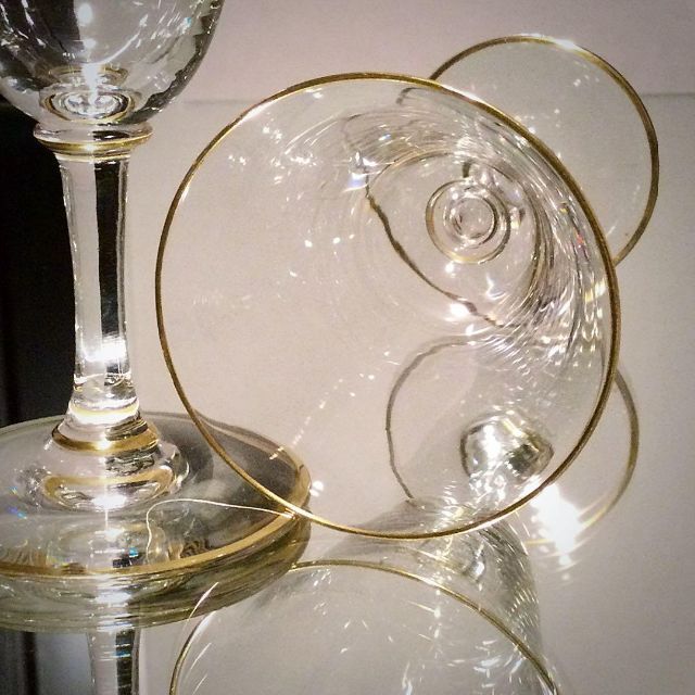 感謝報恩 上品で美しいオールドバカラBaccarat 金彩 ワイングラス ペア