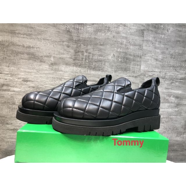 期間限定30%OFF! Bottega イントレチャート 新品 未使用 VENETA