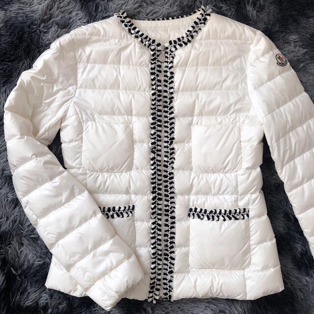 MONCLER(モンクレール)のモンクレールレディース レディースのジャケット/アウター(ダウンジャケット)の商品写真