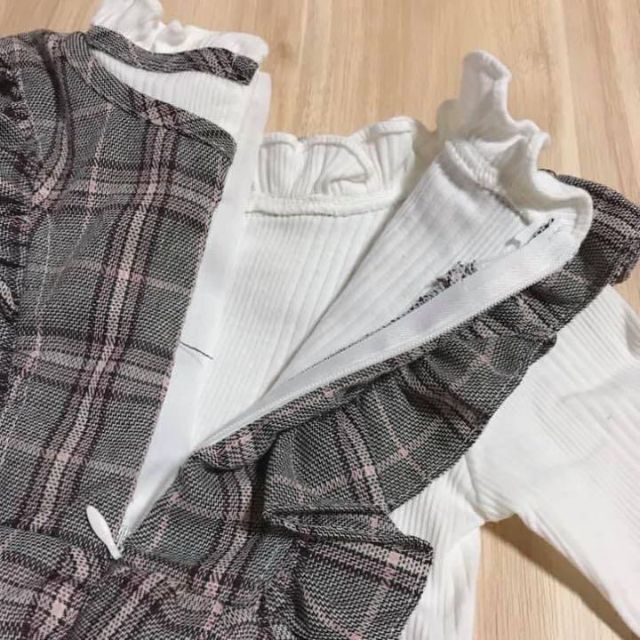 在庫処分⭐️ キッズ チェック ショルダー フリル ドッキング 90 ワンピース キッズ/ベビー/マタニティのキッズ服女の子用(90cm~)(ワンピース)の商品写真