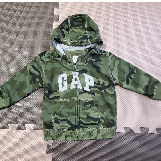 babyGAP(ベビーギャップ)のbabyGAP  パーカー　80cm キッズ/ベビー/マタニティのベビー服(~85cm)(トレーナー)の商品写真