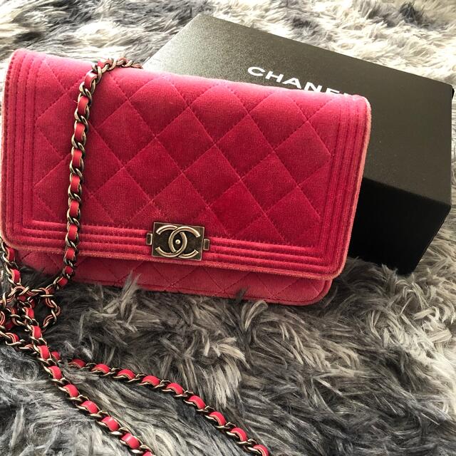 CHANEL(シャネル)の完売 レディースのバッグ(ショルダーバッグ)の商品写真