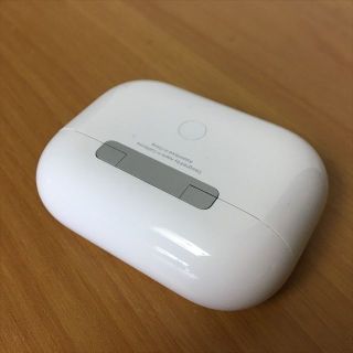 Apple純正 AirPods Pro用 ワイヤレス充電ケース  A2190（1